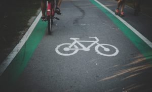 Indicate symbol on road for bicycles.